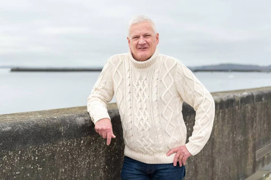 Pour repousser la maladie de Parkinson, il part faire un tour du monde à la voile